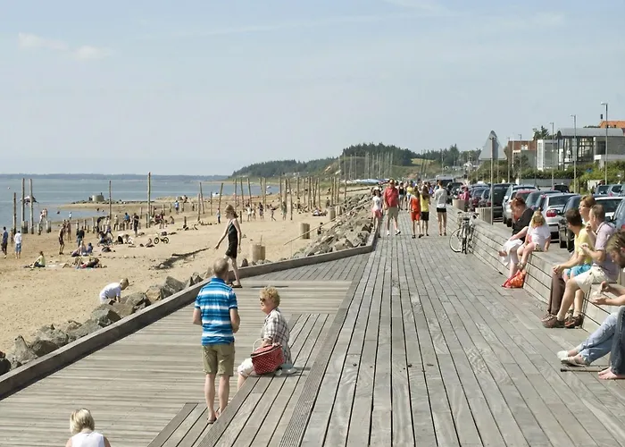 Penthouse - 3br - Views - Walk To Everything